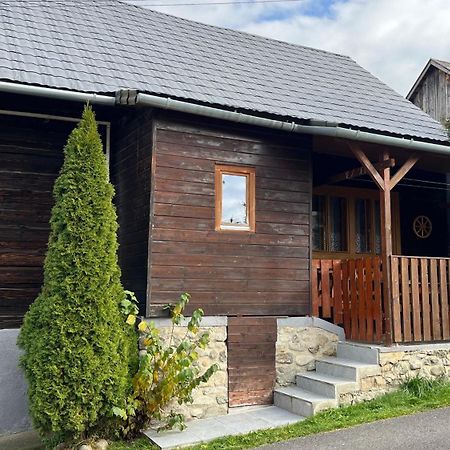 Drevenica U Porubaena Villa Jakubovany  Exterior foto
